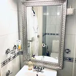 At The Sentrum شقة كريستيانسوند