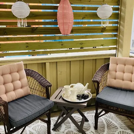 At The Sentrum شقة *